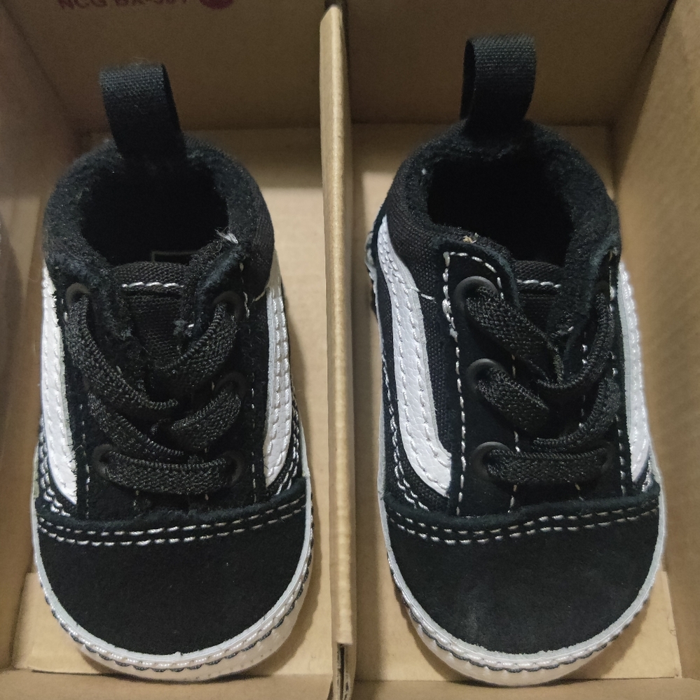 Baby shoes